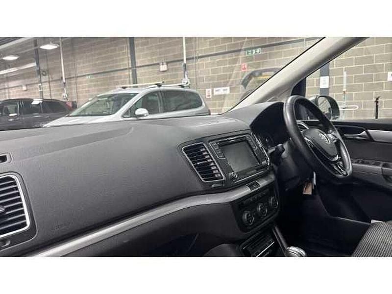 Used VW Sharan SE 150 HP (110 kW) 2021 Indium grey MPV