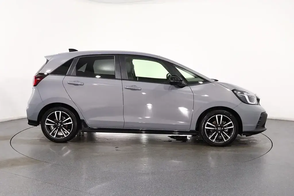 Used Honda Jazz Advance 122 HP (89 kW) 2025 Grey Hatchback