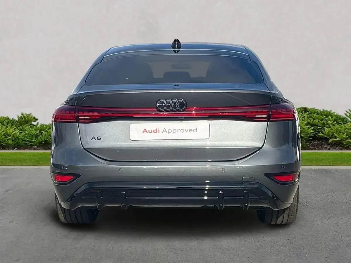 Używany Audi A6 e-tron Performance 269 kW (367 KM) 2025 Szary Hatchback
