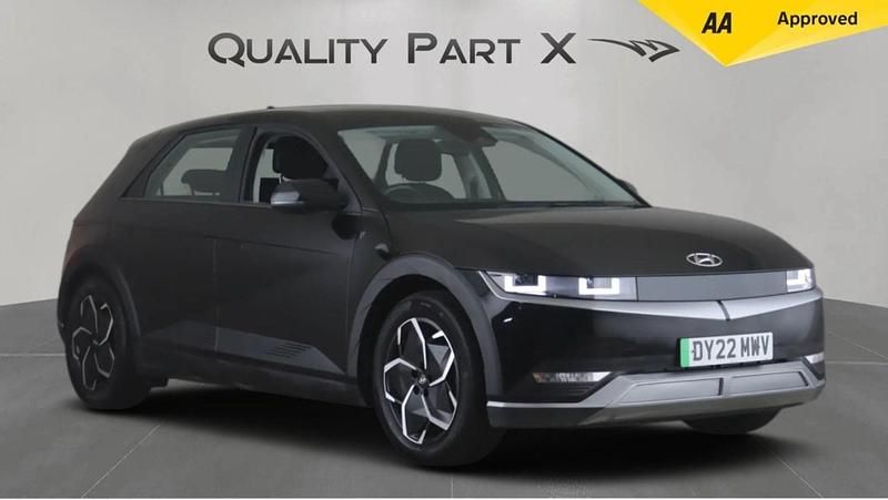 Black Used 2022 Hyundai Ioniq SE Hatchback | £14,671 (Super price) - Image 1/4