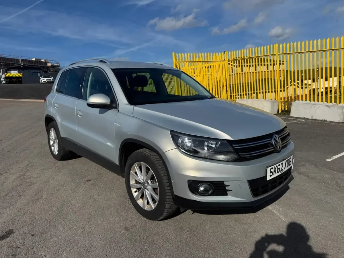 Usado VW Tiguan SE 140 HP (102 kW) 2012 Prateado SUV