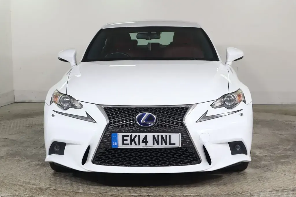 Used Lexus IS300h Sport Line 223 HP (164 kW) 2014 White Sedan