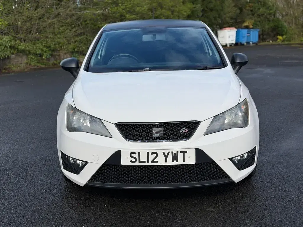 Used Seat Ibiza FR Sport 105 HP (77 kW) 2012 White Coupe