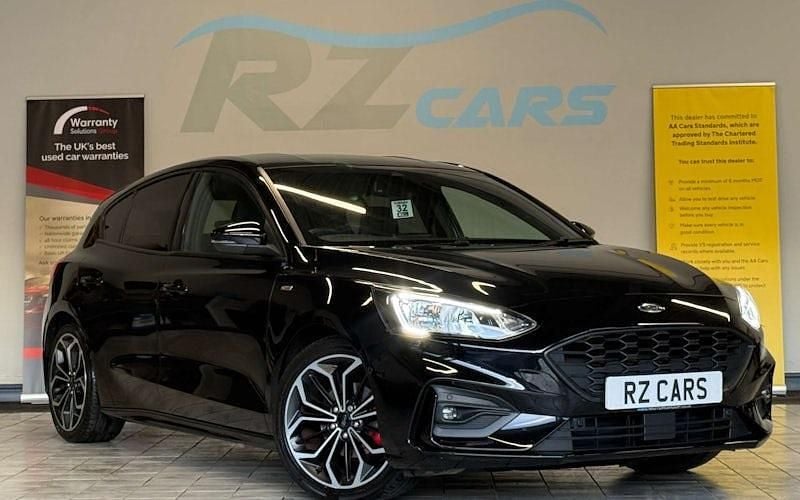 Used Ford Focus ST-Line X 125 HP (91 kW) 2019 Black Hatchback