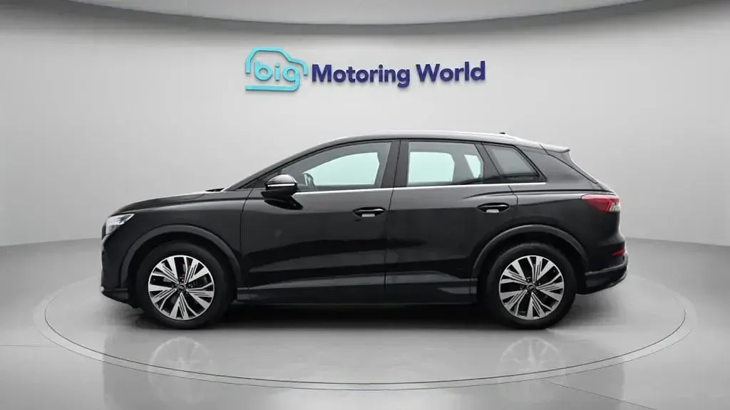 Used Audi Q4 e-tron Sport 150 kW (204 HP) 2023 SUV