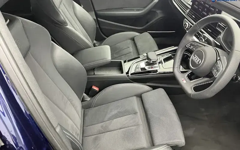 Used Audi A4 Black Edition 163 HP (119 kW) 2024 Blue Estate