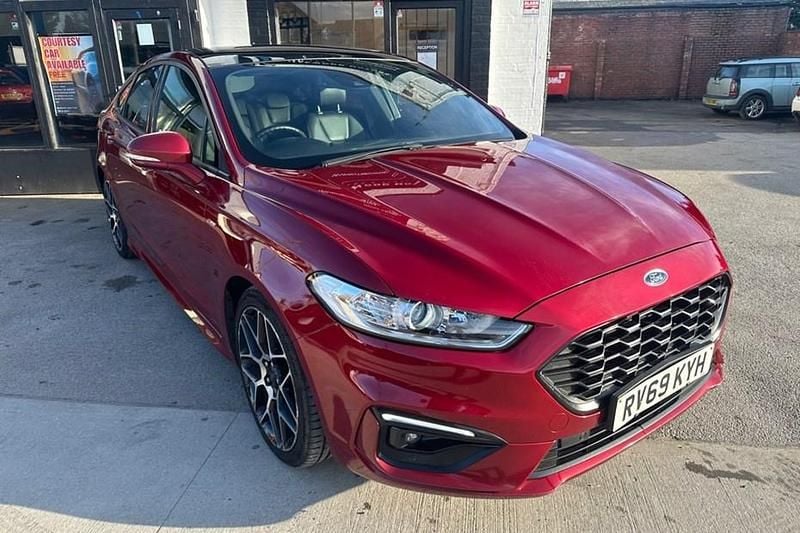 Used Ford Mondeo ST-Line 150 HP (110 kW) 2019 Red Hatchback