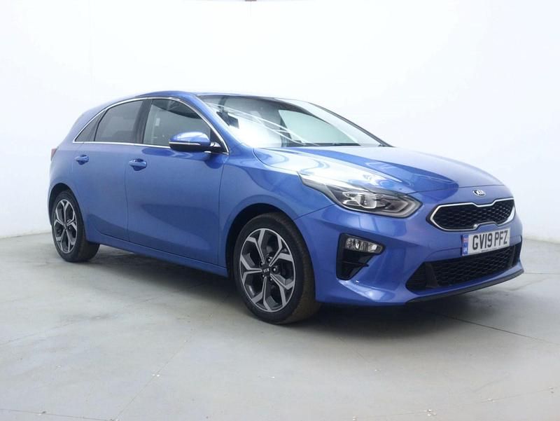 Used Kia Ceed 138 HP (101 kW) 2019 Blue Hatchback