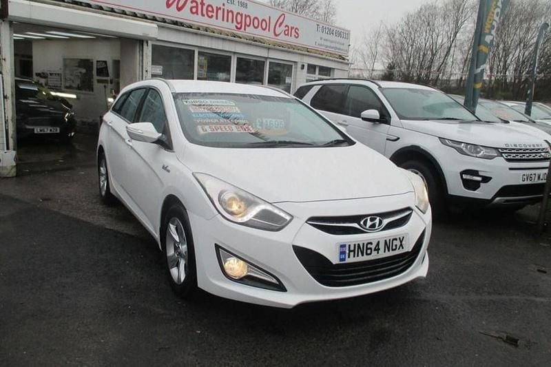 Used Hyundai i40 Active 115 HP (84 kW) 2014 White Estate