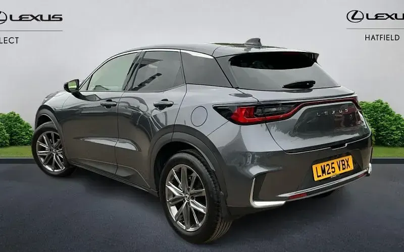 Used Lexus LBX 136 HP (100 kW) 2026 SUV