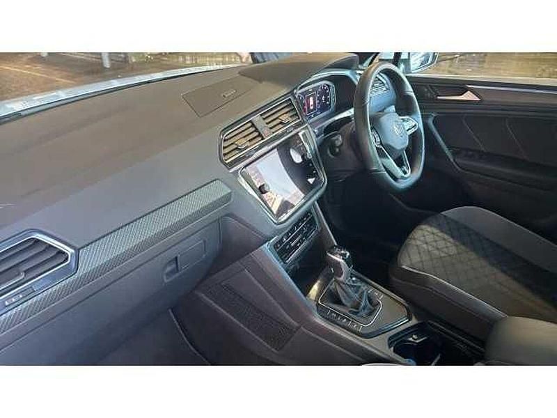 Used VW Tiguan R-line Edition 150 HP (110 kW) 2023 White SUV