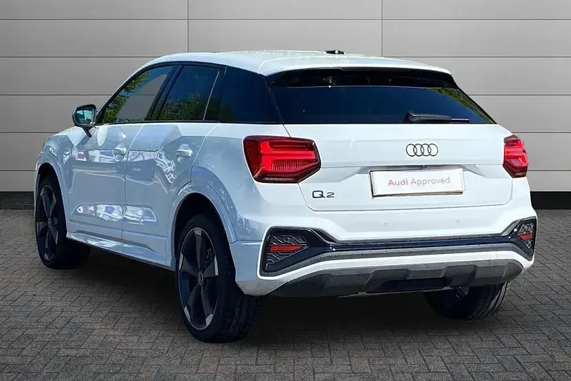 Used Audi Q2 Black Edition 190 HP (139 kW) 2026 Glacier white SUV