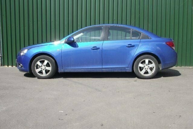 Used Chevrolet Cruze 2010 Sedan