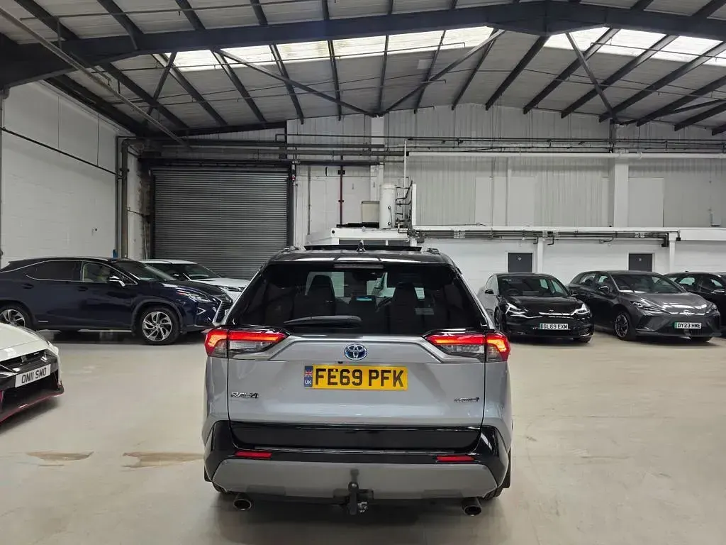 Used Toyota RAV4 Hybrid 2019 Silver SUV