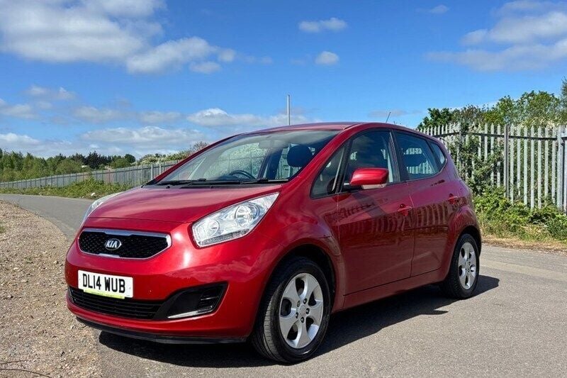 Red Used 2014 Kia Venga 2 Hatchback | £3,550 (Fair price) - Image 1/1