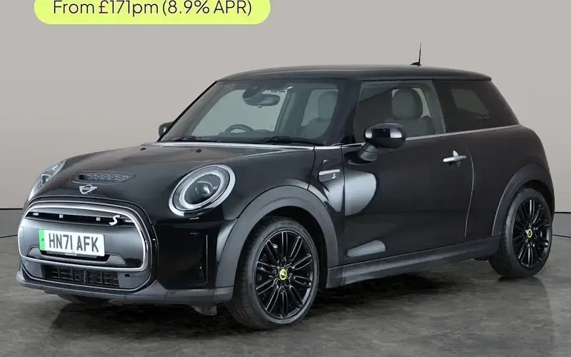 Begagnad Mini Cooper Level 2 135 kW (184 HK) 2023 Halvkombi