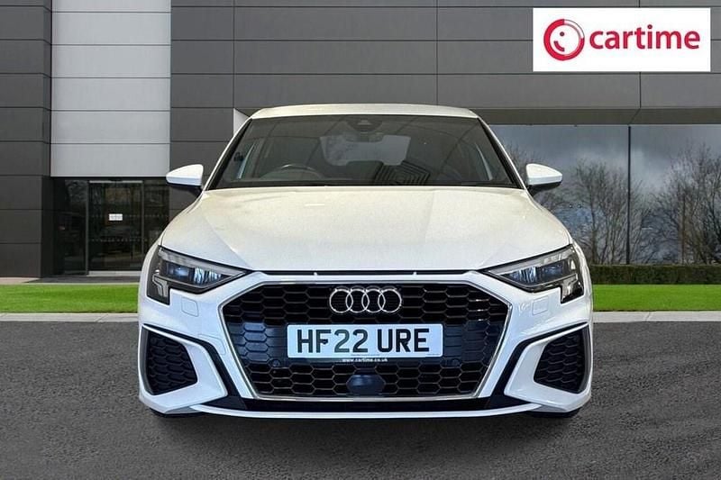 Used Audi A3 Sportback S-Line 150 HP (110 kW) 2022 White Hatchback