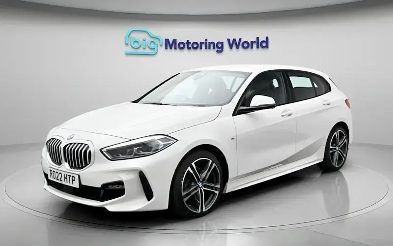Second-hand BMW 118 M Sport 136 CP (100 kW) 2024 Hatchback