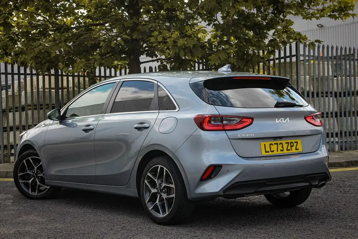Used Kia Ceed 2023 Silver Hatchback