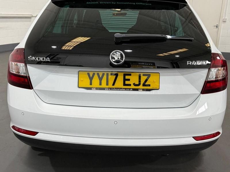 Used Skoda Rapid Sport 110 HP (80 kW) 2017 White Hatchback