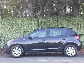 Used Dacia Sandero Essentiel 90 HP (66 kW) 2018 Black Hatchback