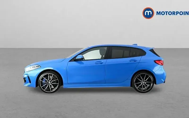 Used BMW 118 M Sport 136 HP (100 kW) 2024 Blue Hatchback