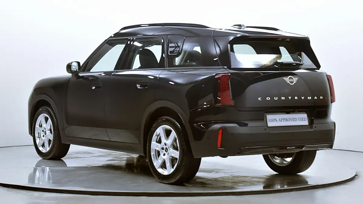 Used Mini Countryman Classic 300 HP (220 kW) 2024 Black SUV