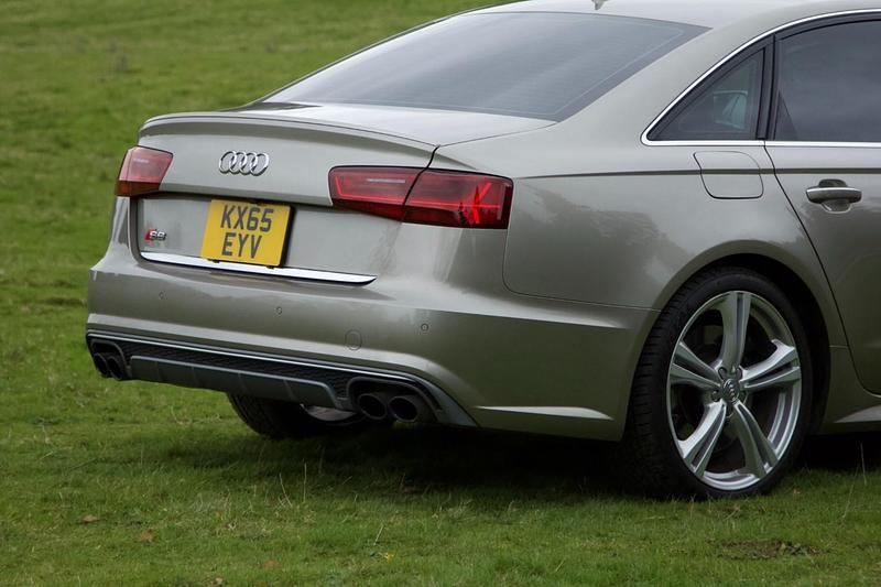 Used Audi S6 Comfort 450 HP (330 kW) 2015 Gold Sedan