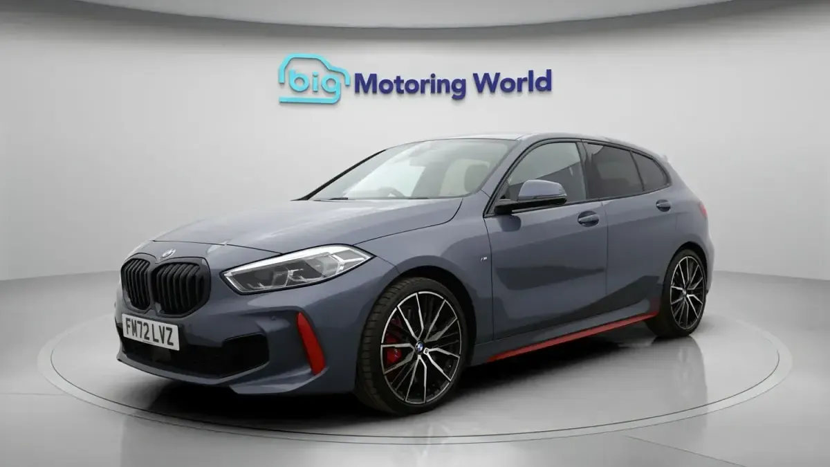 Begagnad BMW 128 2022 Grå Halvkombi