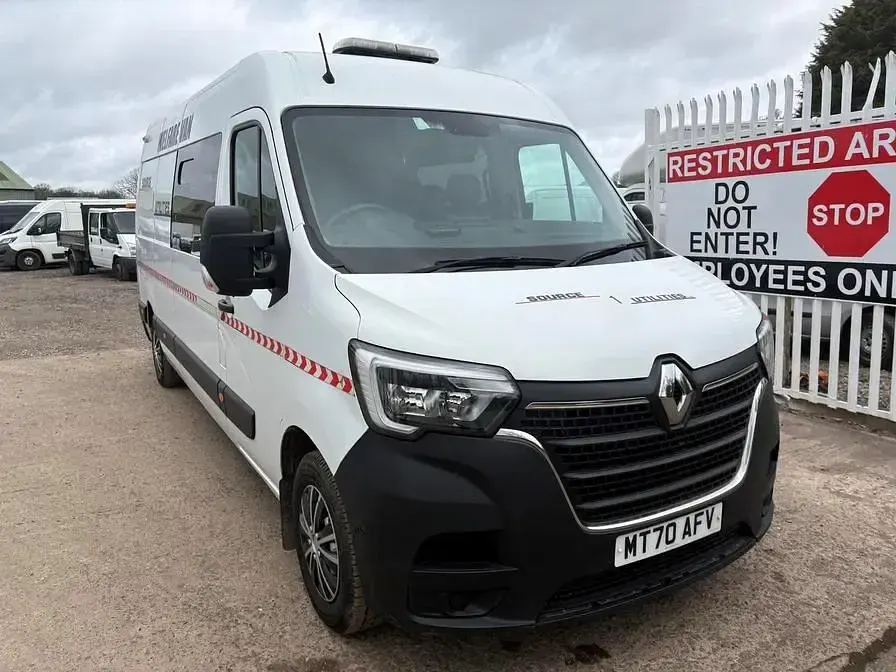 Usado Renault Master Business 2020 Branco Monovolume