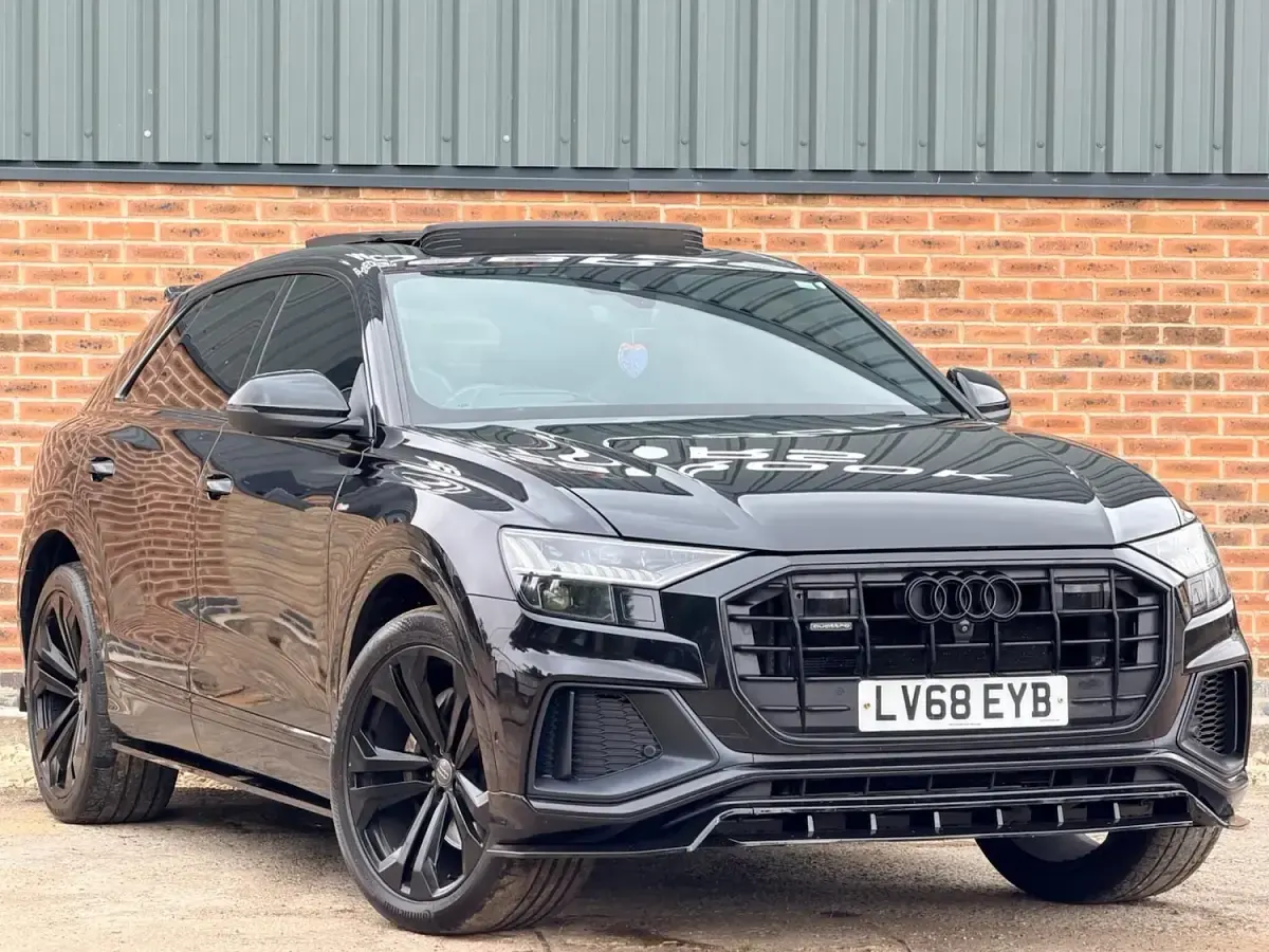 Used Audi Q8 Premium 286 HP (210 kW) 2018 Black SUV