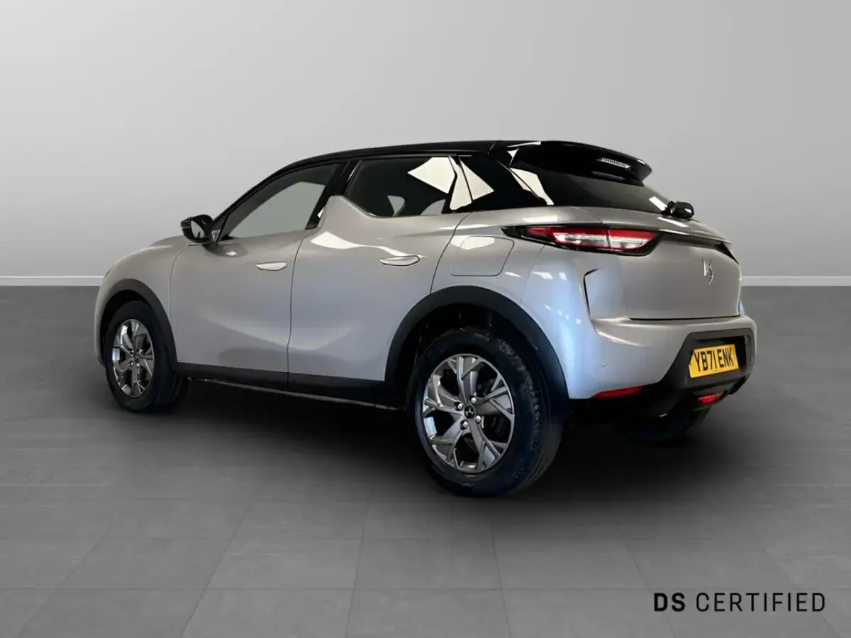 Begagnad DS Automobiles DS3 Crossback Elegance 100 HK (73 kW) 2021 Grå SUV