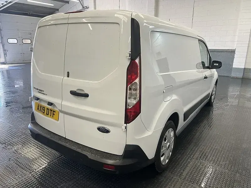 Used Ford Transit Connect Trend 100 HP (73 kW) 2019 White MPV
