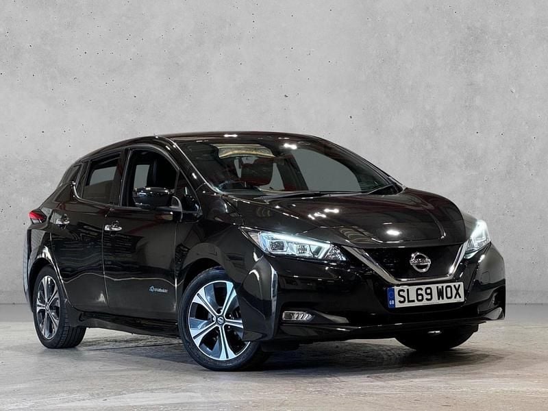 Black Used 2019 Nissan Leaf Tekna Hatchback | £8,950 (Fair price) - Image 1/4