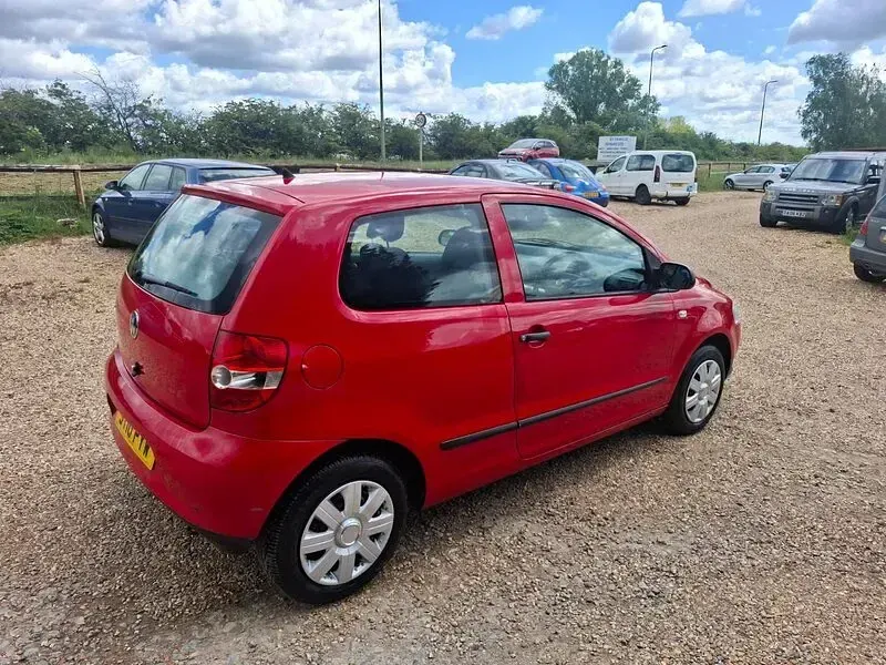 Used VW Fox 55 HP (40 kW) 2010 Red Hatchback