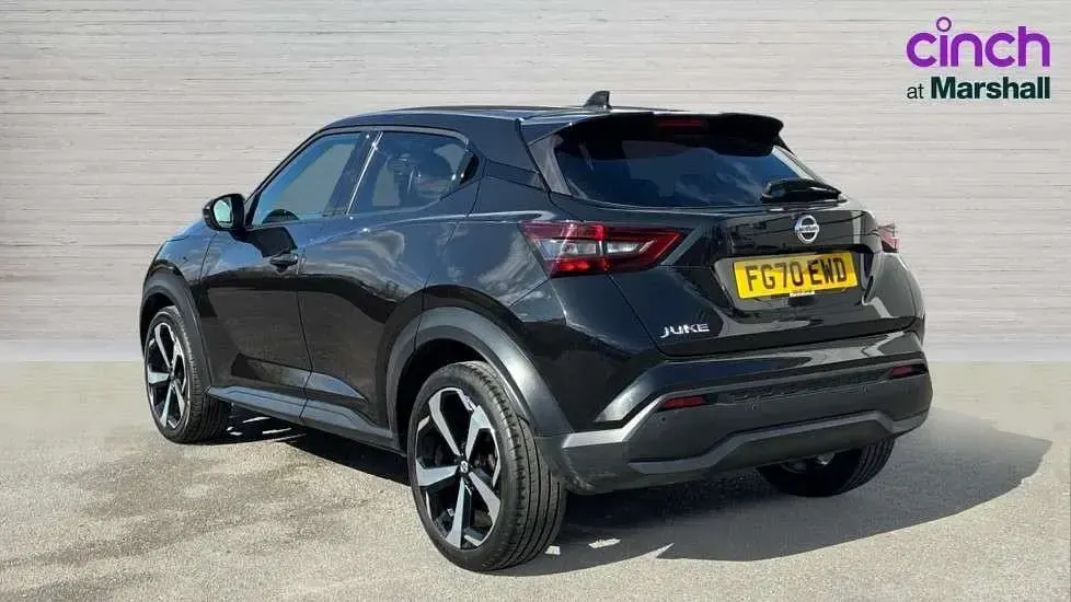Used Nissan Juke Tekna 117 HP (86 kW) 2020 Metallic  pearl black SUV