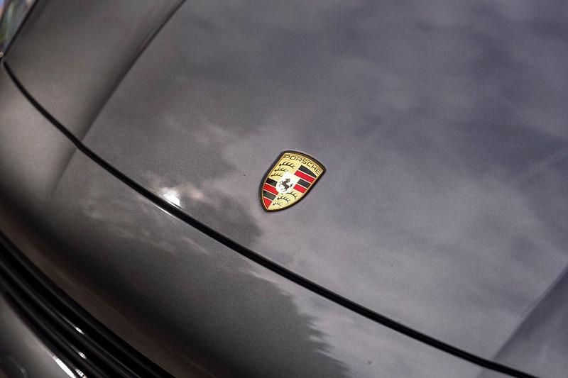 Used Porsche Cayenne S 434 HP (319 kW) 2019 Grey SUV