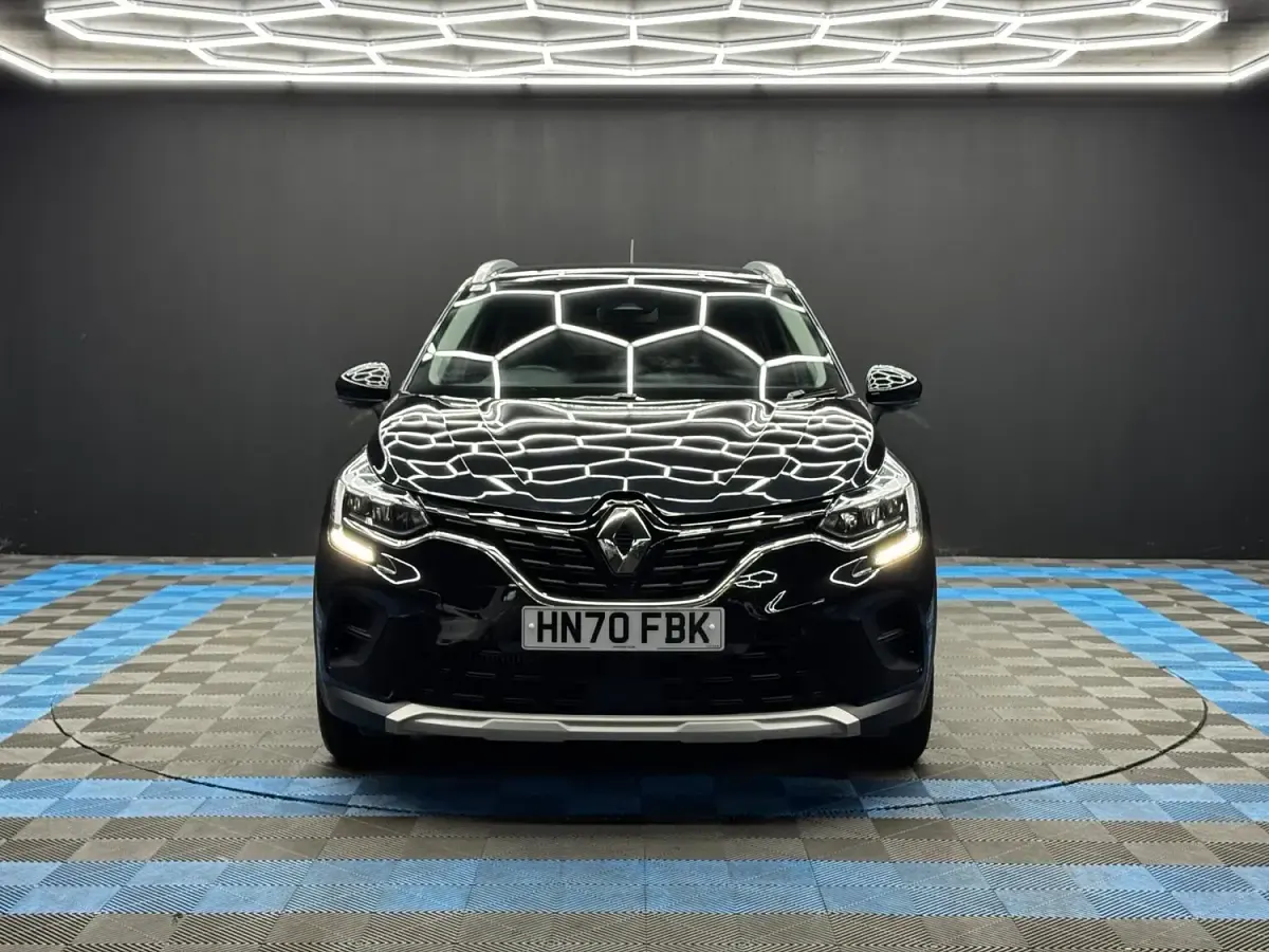 Used Renault Captur Iconic 2020 Black SUV