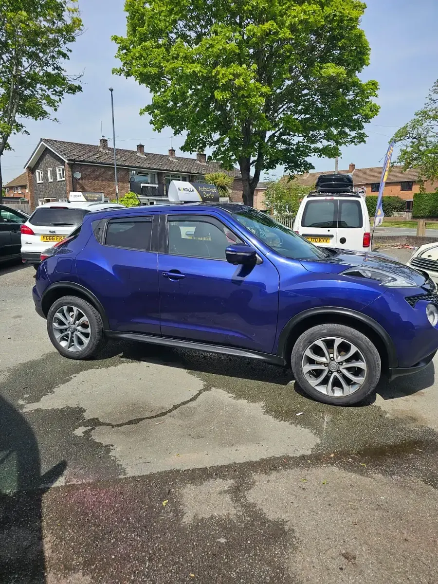 Used Nissan Juke Tekna 115 HP (84 kW) 2016 Blue SUV