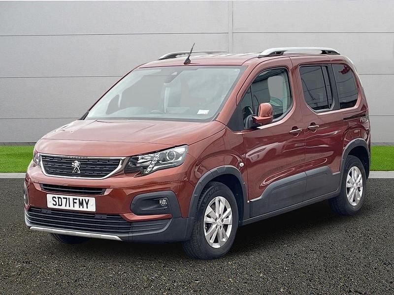 Used Peugeot Rifter Allure Premium 131 HP (96 kW) 2021 Bronze MPV