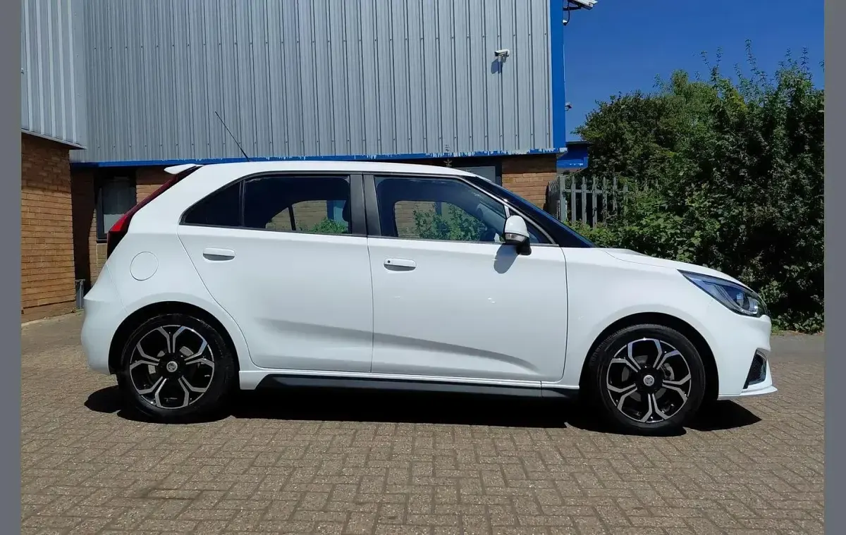 Used MG MG3 Exclusive 106 HP (77 kW) 2023 White Hatchback