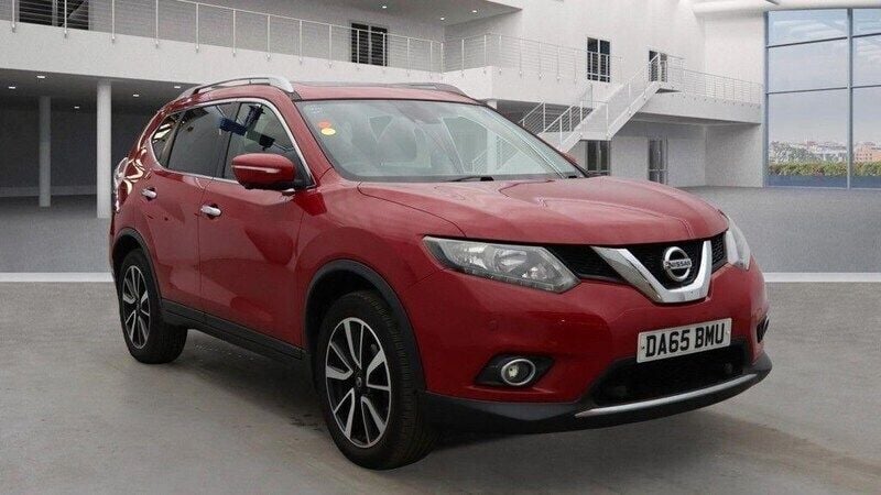 Red Used 2015 Nissan X-Trail N-TEC SUV | £6,490 (Good price) - Image 1/4