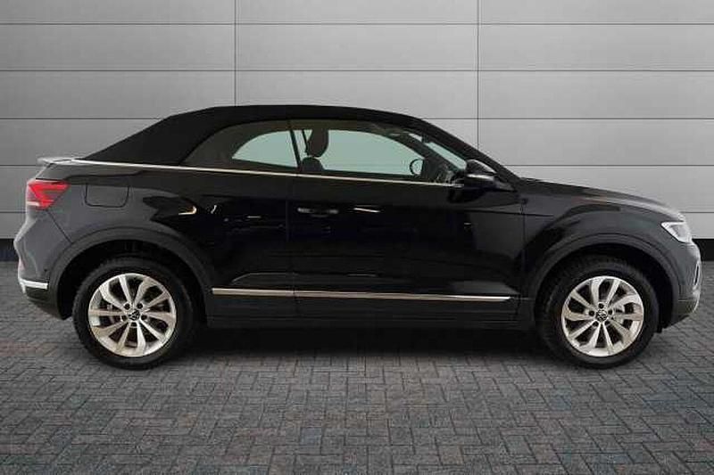 New VW T-Roc 150 HP (110 kW) 2025 SUV