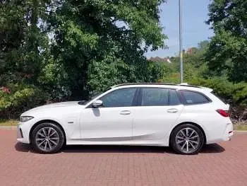 Used BMW 330e Sport Line 292 HP (214 kW) 2023 White Estate