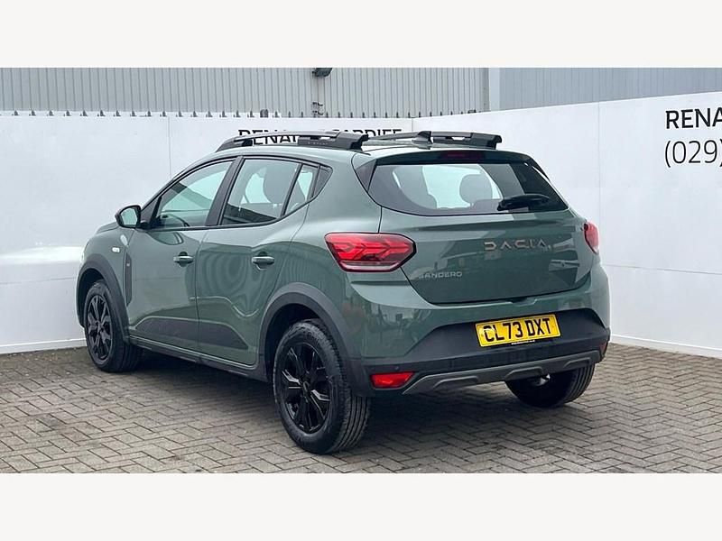 Used Dacia Sandero Extreme 2024 Green Hatchback
