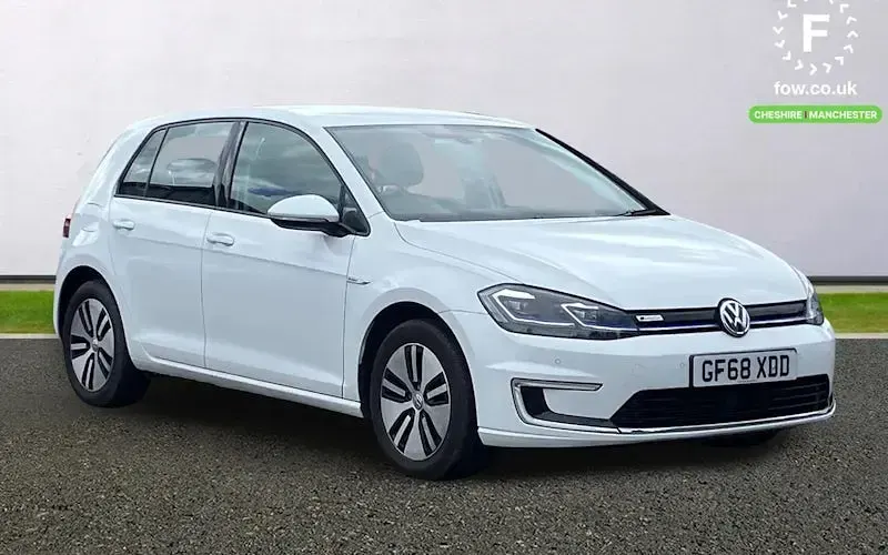 Begagnad VW e-Golf 99 kW (135 HK) 2018 Halvkombi