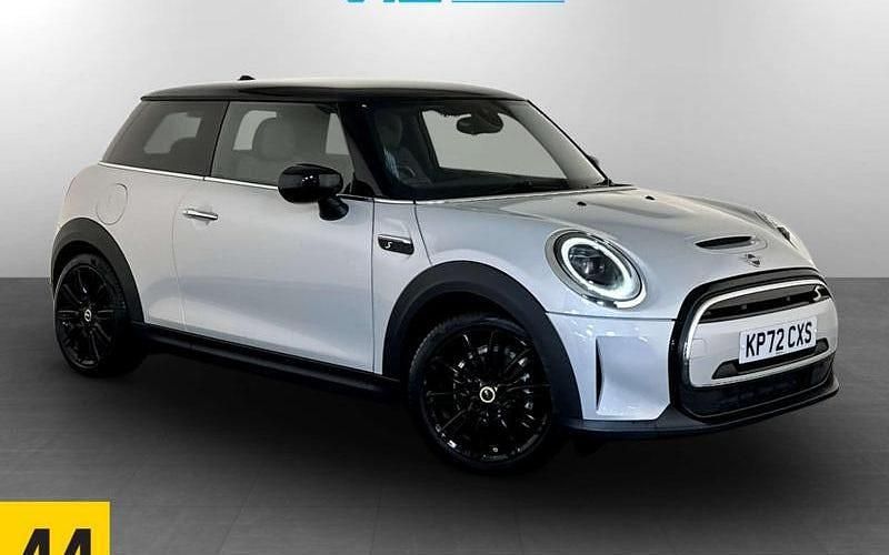 Used 2023 Mini Cooper Level 2 Hatchback | £14,295 (Good price) - Image 1/2