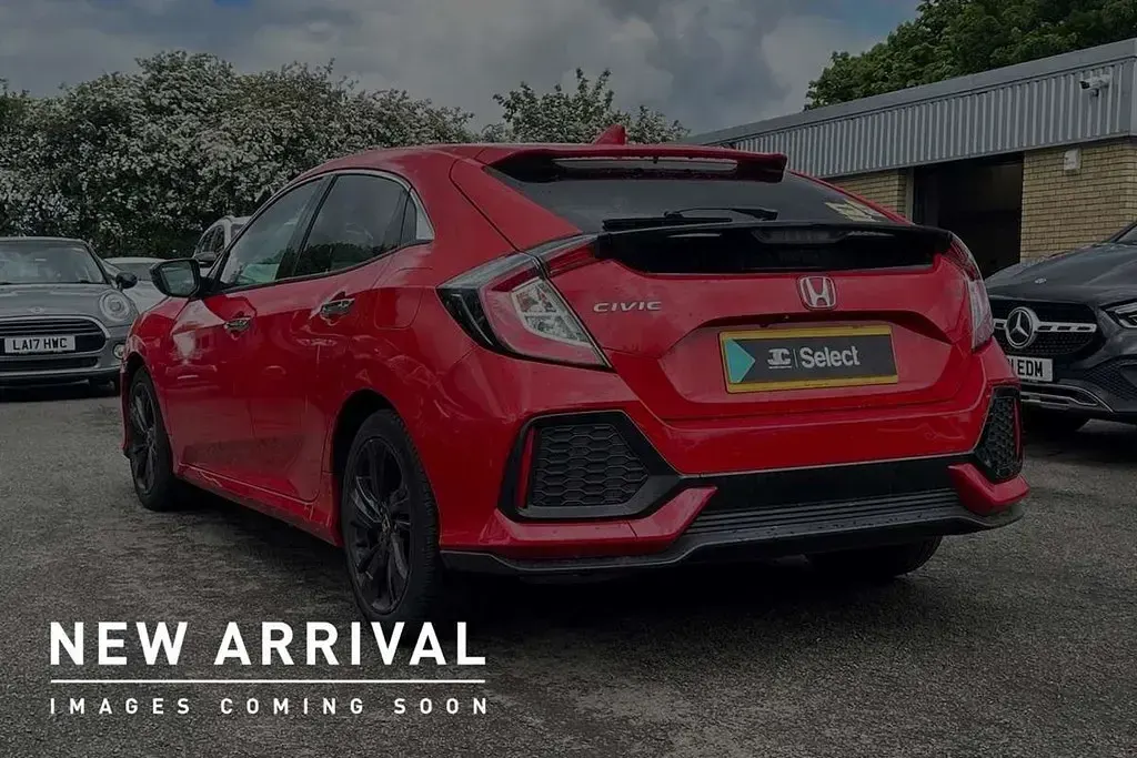 Używany Honda Civic Prestige 180 KM (132 kW) 2018 Czerwony Hatchback