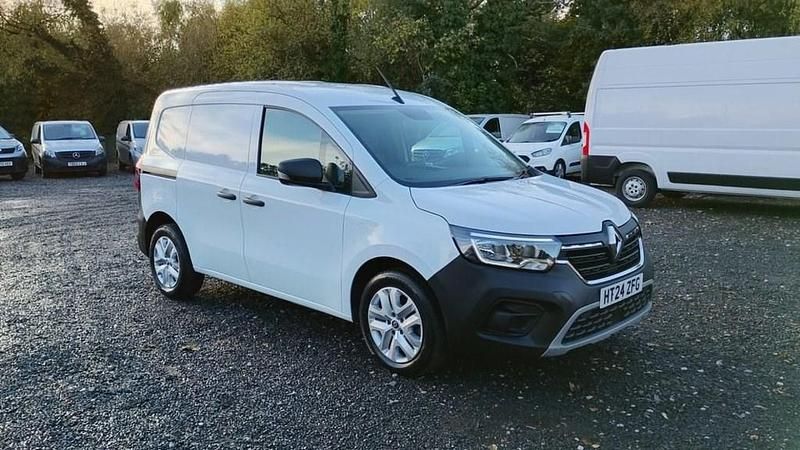 White Used 2024 Renault Kangoo MPV | £12,399 (Fair price) - Image 1/4
