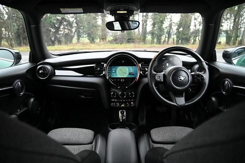 Usado Mini Cooper S Hatch 135 kW (184 HP) 2021 Verde Citadino